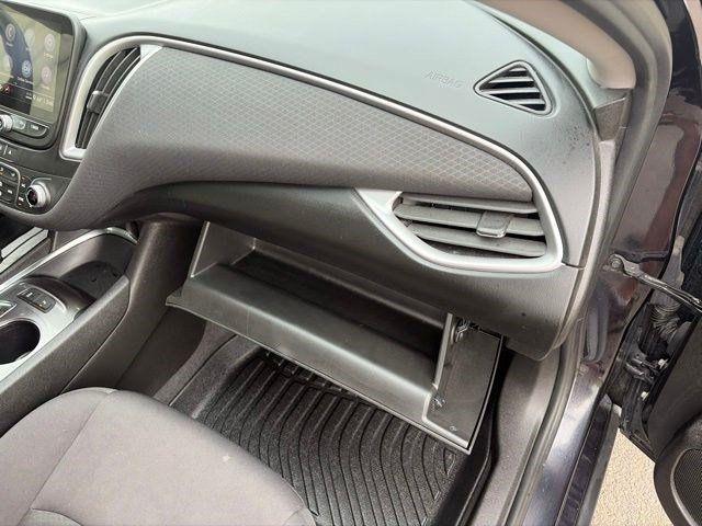 Chevrolet Malibu  2023