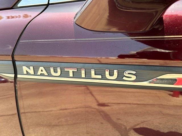 Lincoln Nautilus  2020