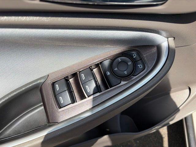 Chevrolet Malibu  2022