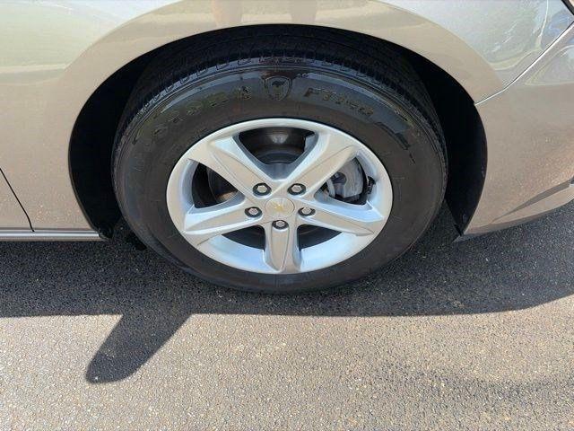 Chevrolet Malibu  2022