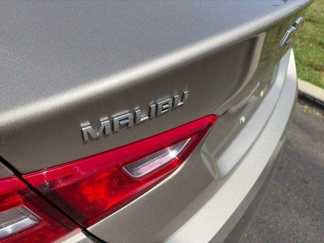 Chevrolet Malibu  2022