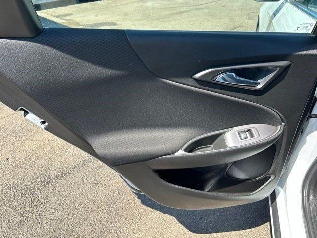 Chevrolet Malibu  2023