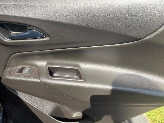 Chevrolet Equinox  2021