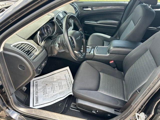 Chrysler 300  2022