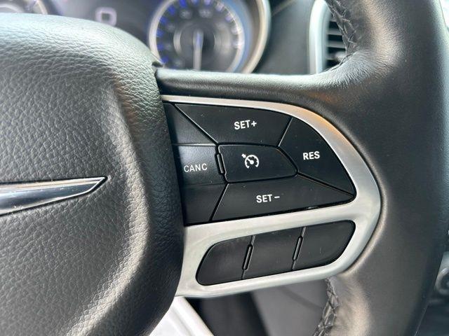 Chrysler 300  2022