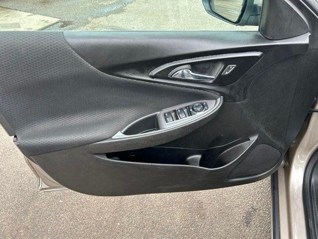 Chevrolet Malibu  2023