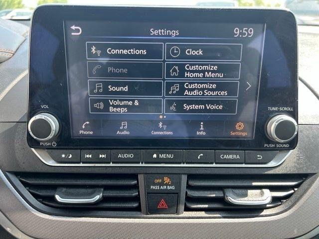 Nissan Altima  2024