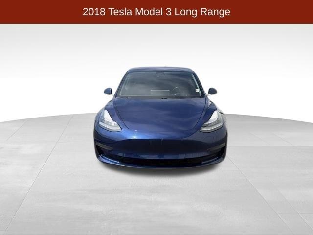 Tesla Model 3  2018