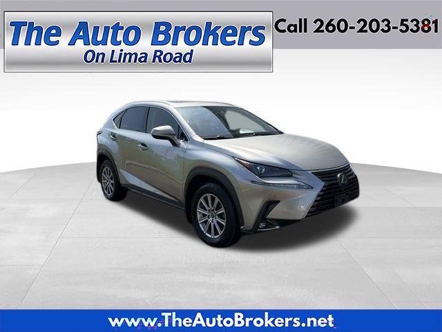 Lexus NX 300  2021