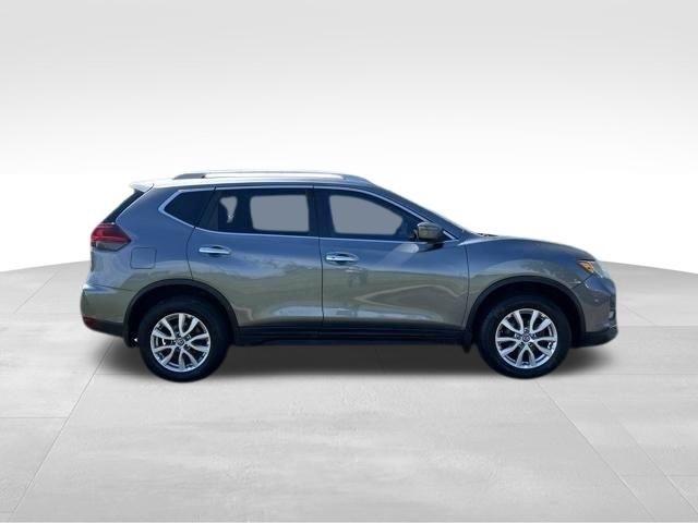 Nissan Rogue  2020