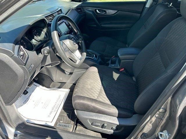 Nissan Rogue  2020