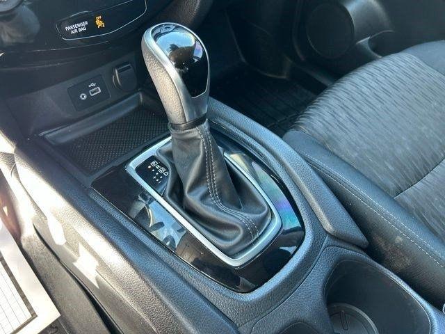 Nissan Rogue  2020