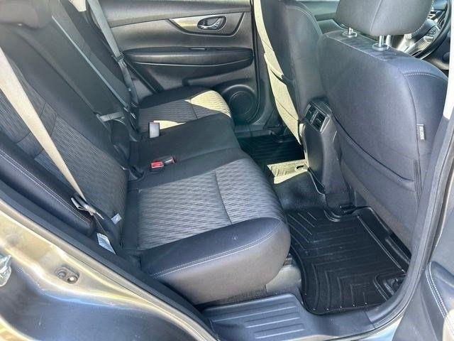 Nissan Rogue  2020