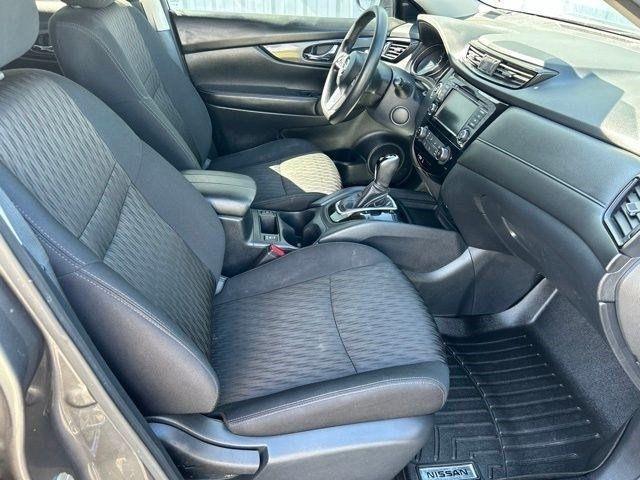 Nissan Rogue  2020