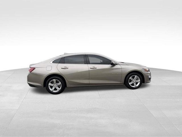 Chevrolet Malibu  2022