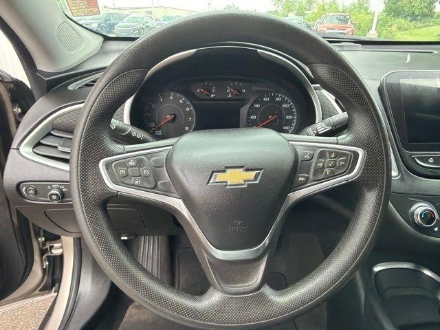Chevrolet Malibu  2022