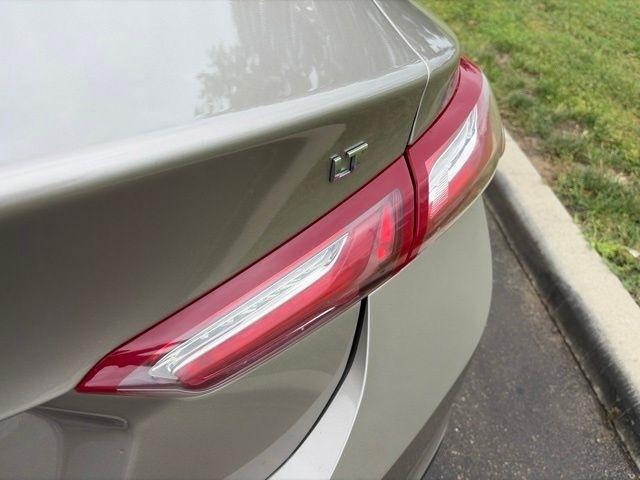 Chevrolet Malibu  2022