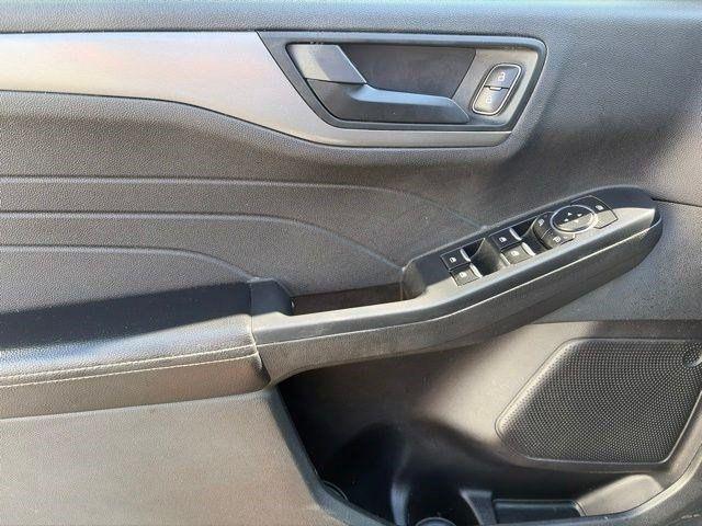 Ford Escape  2023