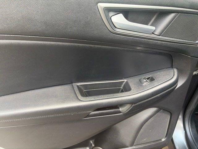 Ford Edge  2020