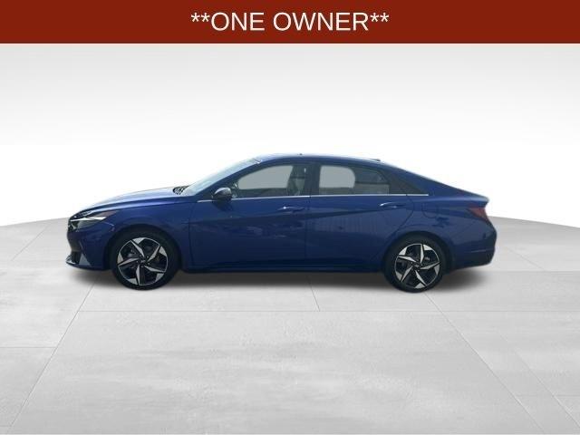 Hyundai Elantra  2023