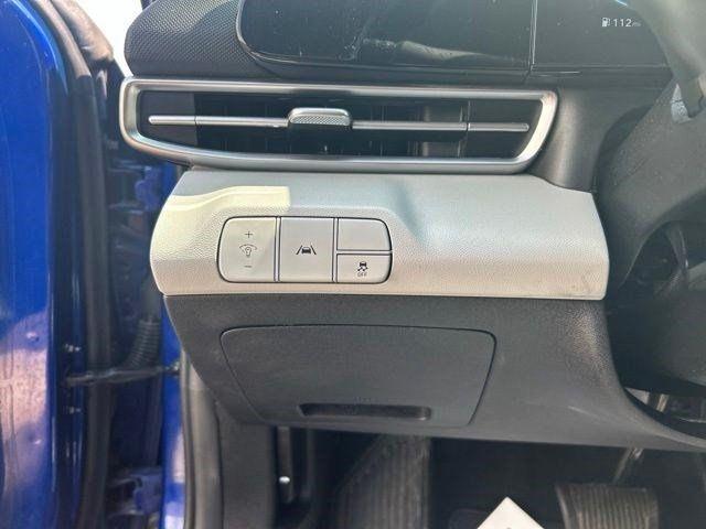 Hyundai Elantra  2023