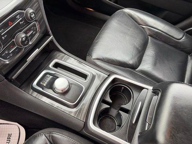Chrysler 300  2021