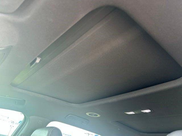 Buick Enclave  2022
