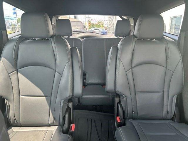 Buick Enclave  2022