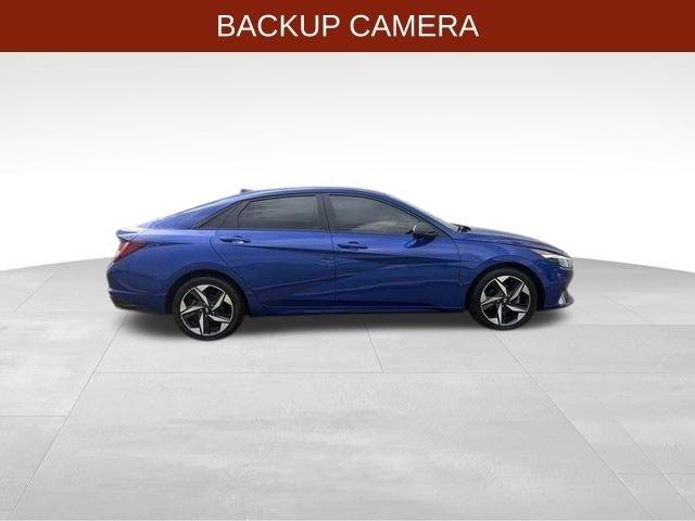 Hyundai Elantra  2023