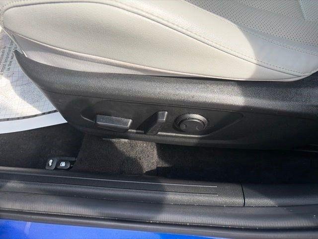 Hyundai Elantra  2023