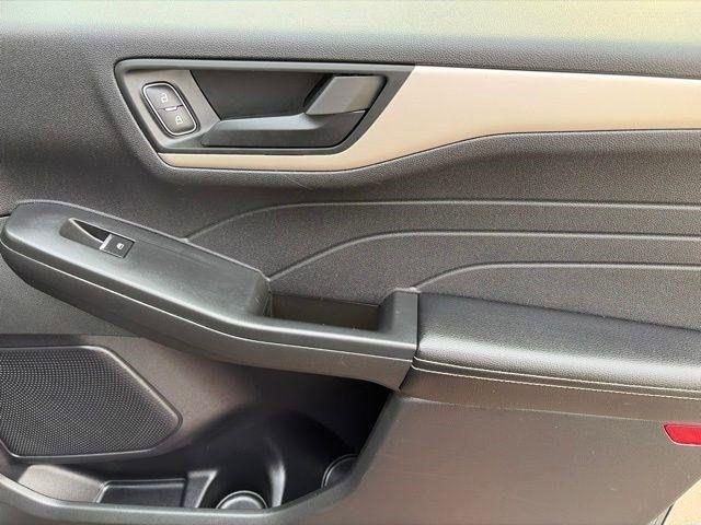 Ford Escape  2022