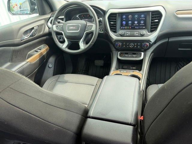 GMC Acadia  2023