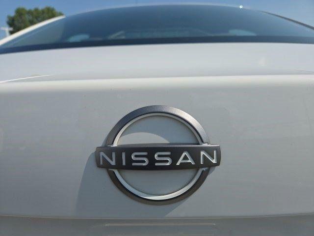 Nissan Sentra S 2024