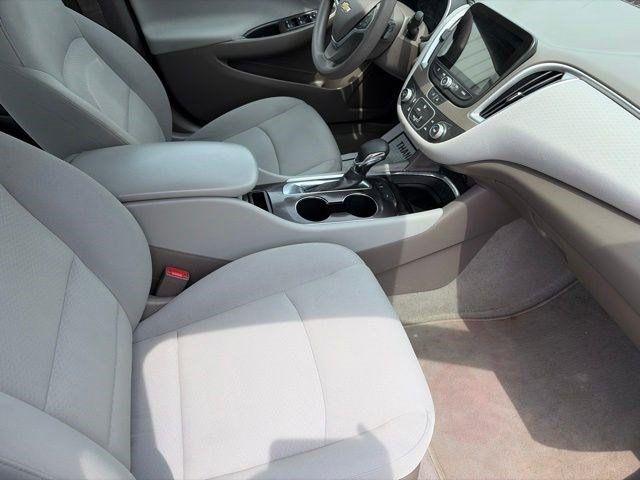 Chevrolet Malibu  2022