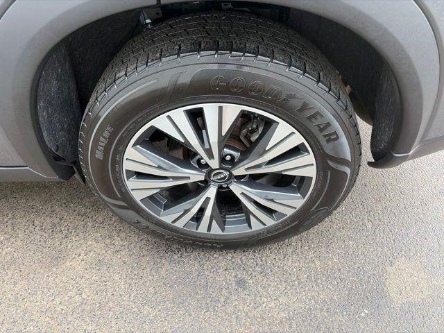 Nissan Rogue  2023