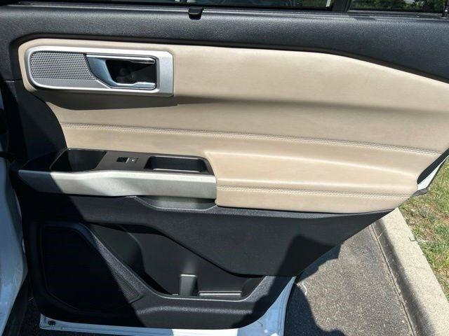 Ford Explorer  2021