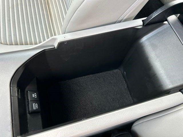 Toyota Camry  2024