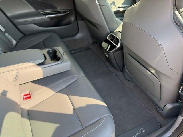 Lucid Air  2024