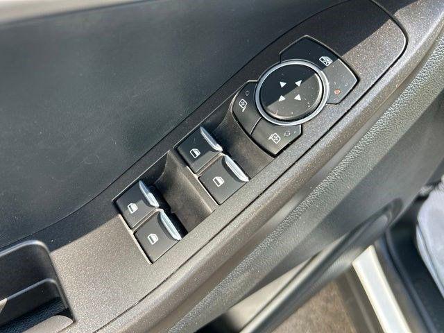 Ford Explorer  2023