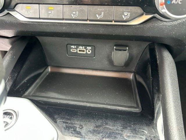 Nissan Altima  2024