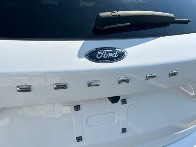 Ford Escape  2023