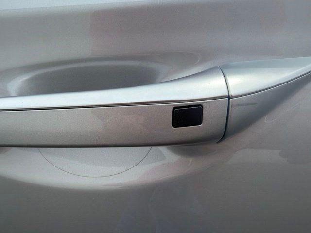 Hyundai Ioniq Hybrid  2020