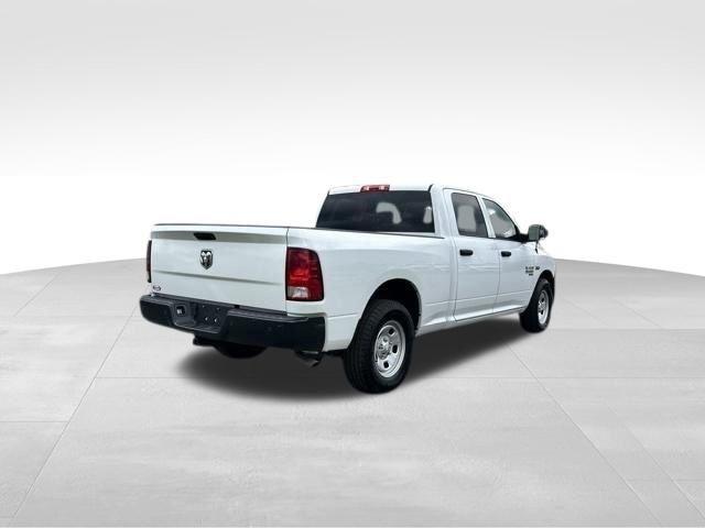 RAM 1500 Classic Tradesman 4x2 Crew Cab 6'4" Box 2023