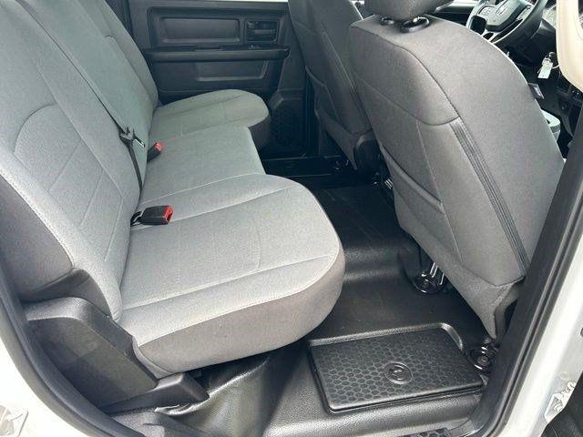 RAM 1500 Classic Tradesman 4x2 Crew Cab 6'4" Box 2023