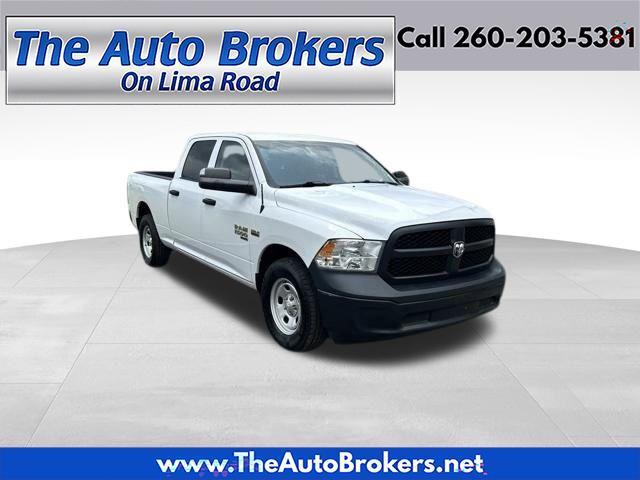 RAM 1500 Classic Tradesman 4x2 Crew Cab 6'4" Box 2023
