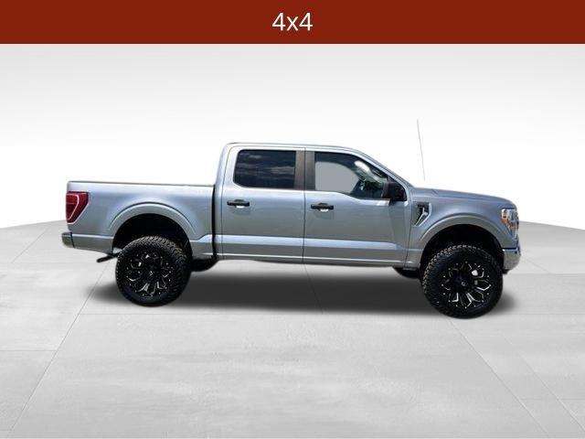 Ford F-150 4WD SuperCrew 145" XLT 2021