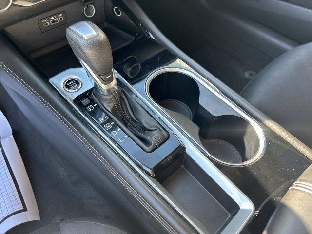 Nissan Altima  2023