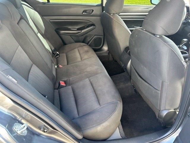 Nissan Altima  2023