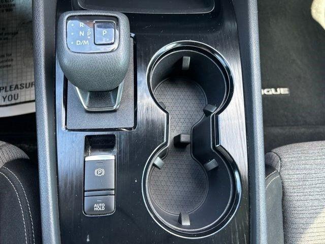Nissan Rogue  2021