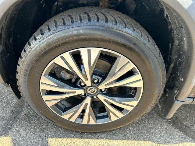 Nissan Rogue  2021